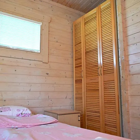 Giruliu Poilsiavietes Namelis - Xvii