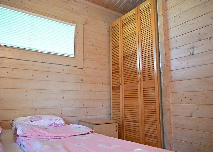 Giruliu Poilsiavietes Namelis - Xvii